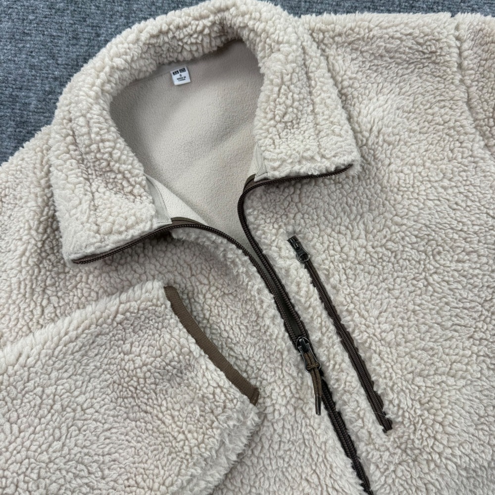 Uniqlo Windproof Outerwear Fleece Jacket S Beige Sherpa Full Zip Men's
